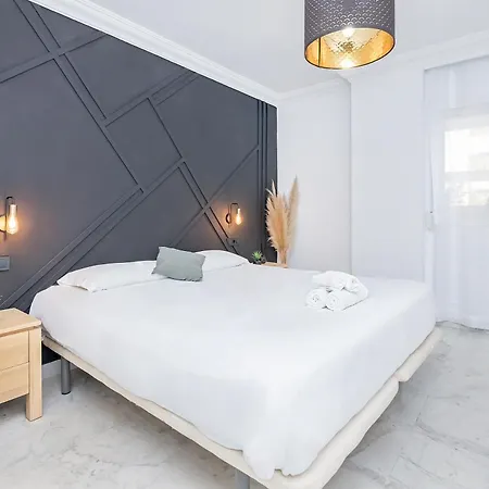 Bhost - Marina Banus Marbella