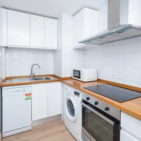 Bhost - Marina Banus